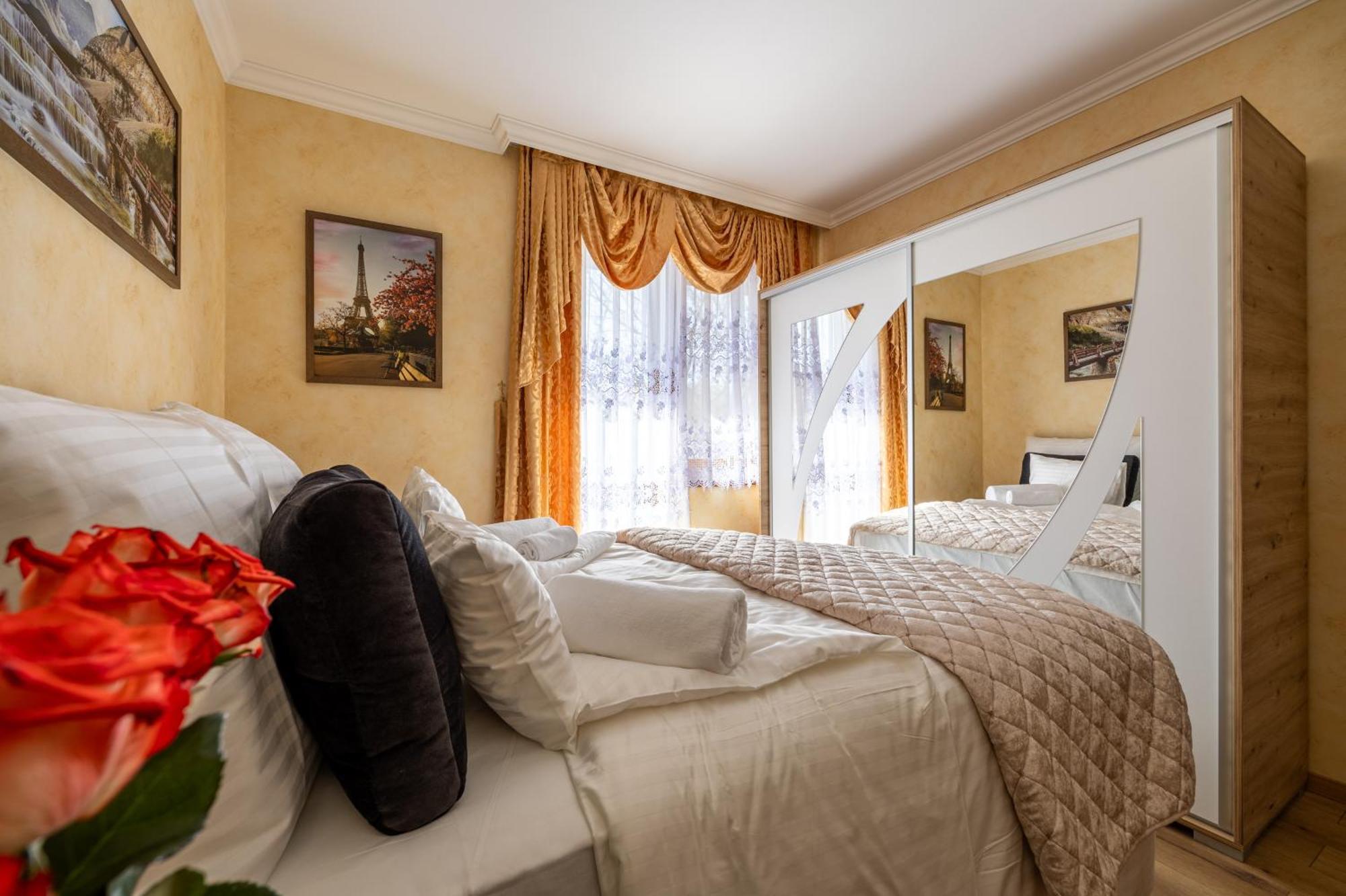 Bed and Breakfast Voeroes Alom Panzio Tiszakécske Exteriér fotografie