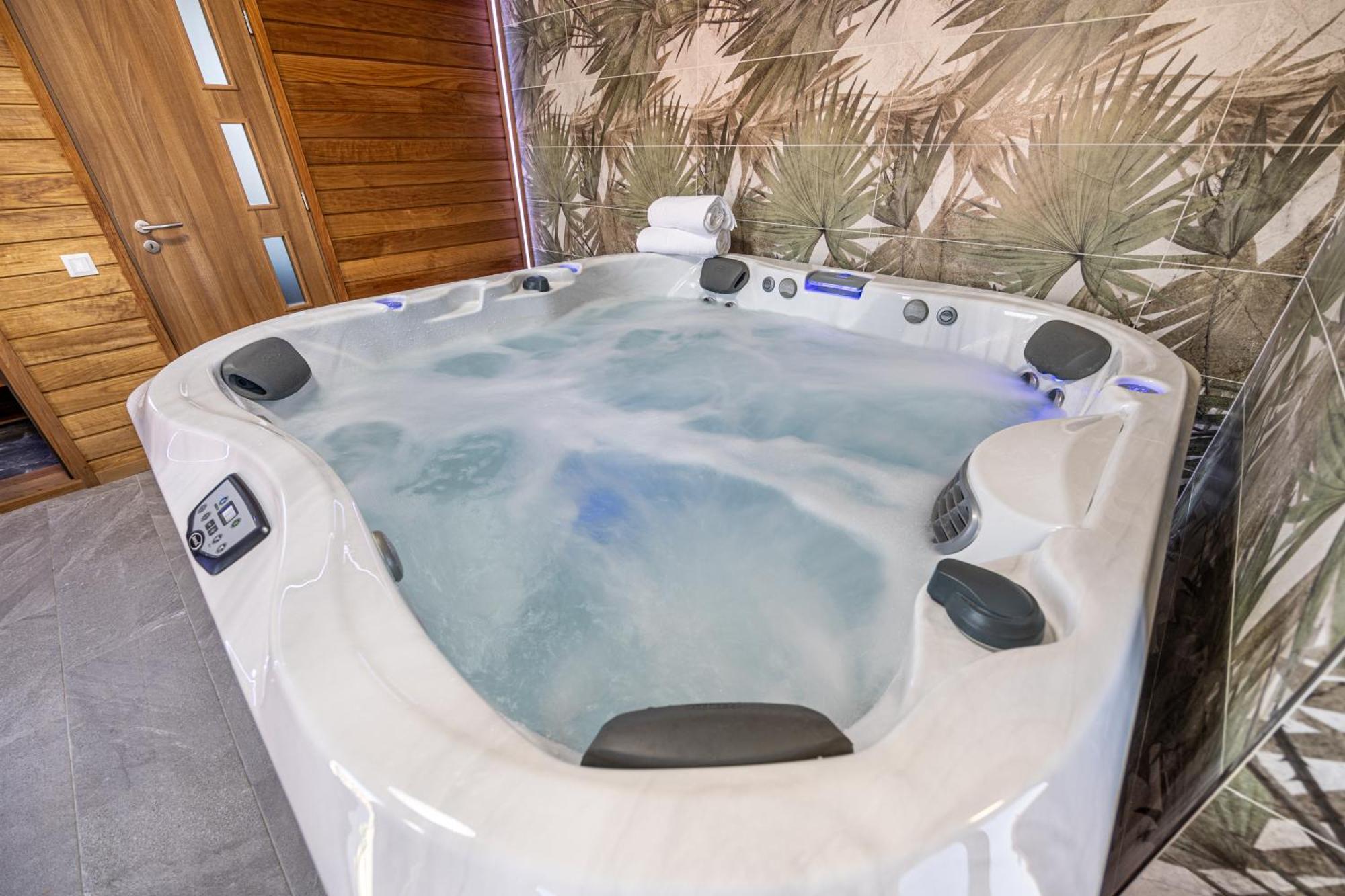 Bed and Breakfast Voeroes Alom Panzio Tiszakécske Exteriér fotografie